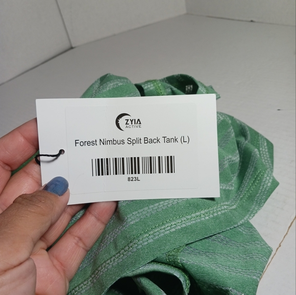 Zyia Active Forest Nimbus Split Back Tank Large Womans - Picture 2 of 5